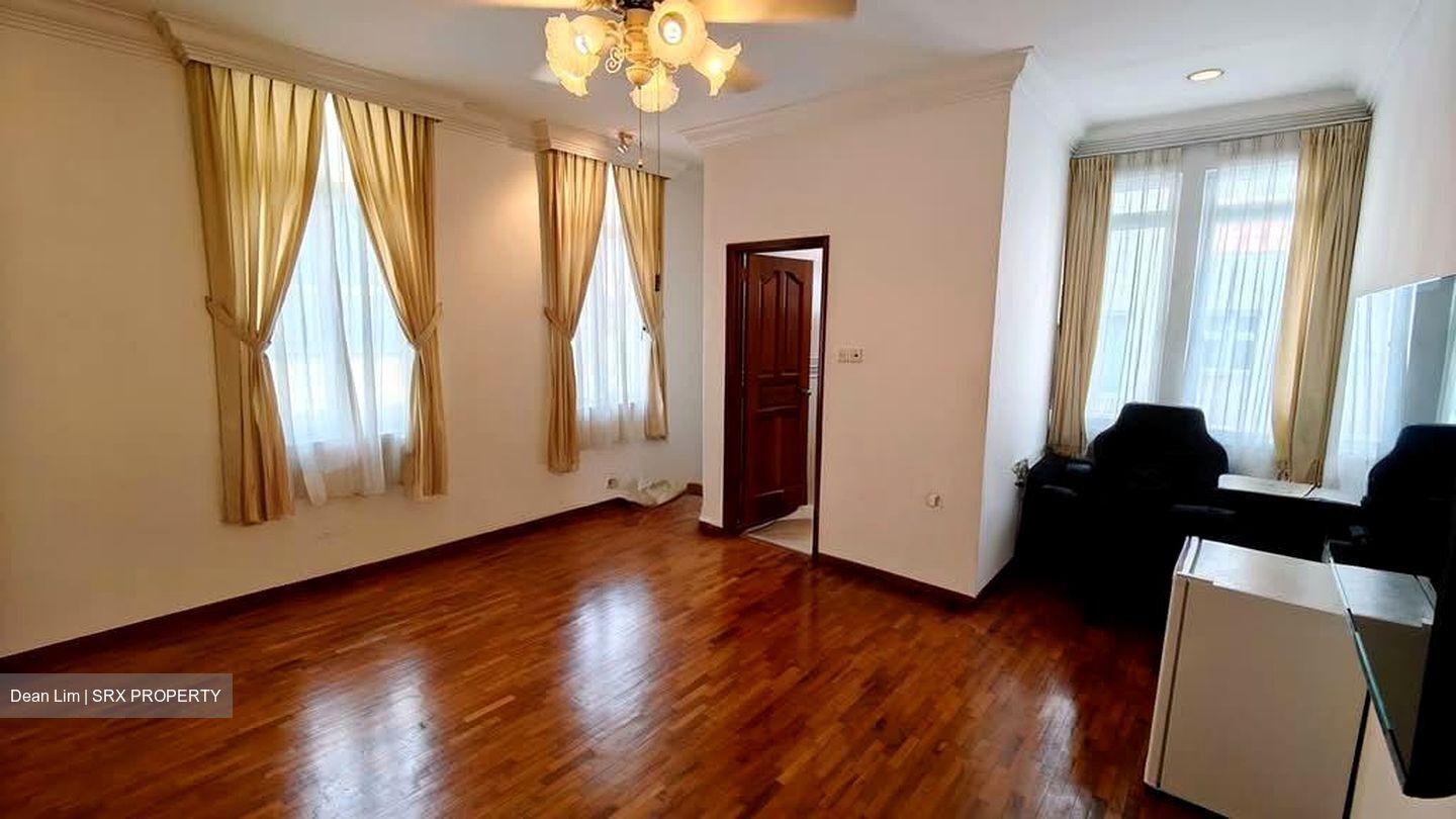 Pinewood Grove (D25), Terrace #582363791